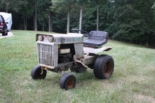 Load image into Gallery viewer, Carburetor For Bolens 610 613 730 733 736 770 775 Lawn Tractors