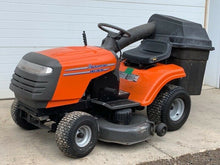 Load image into Gallery viewer, Carburetor For Husqvarna LTH1342 Lawn Tractors
