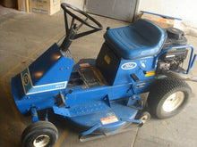 Load image into Gallery viewer, Carburetor For Ford LT-110 R-11 Tractors
