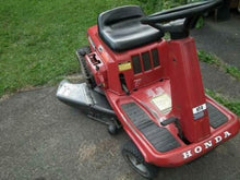 Load image into Gallery viewer, Solenoid Relay For Honda H1011 HT-R3811 H3011 HF1211 Lawn Tractors
