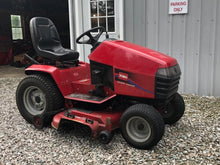 Load image into Gallery viewer, Carburetor For Wheel Horse 265 266-H Lawn Tractors
