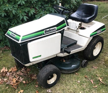 Load image into Gallery viewer, Carburetor For Bolens 3011G 3011H 3211G Lawn Tractors
