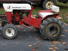 Load image into Gallery viewer, Oil Fuel Pump For Jacobsen Chief 1000 53080 GT-10 53200 53082 Tractors
