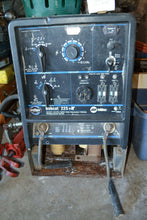 Load image into Gallery viewer, Carburetor For Miller Bobcat 225 NT Generator Kohler Motor
