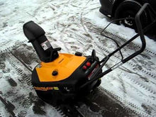 Load image into Gallery viewer, Carburetor For Poulan Pro PR621ES Snow Blower Throwers 21 Inch 208cc
